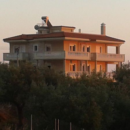 Spartila Apartments Dhërmi Dış mekan fotoğraf