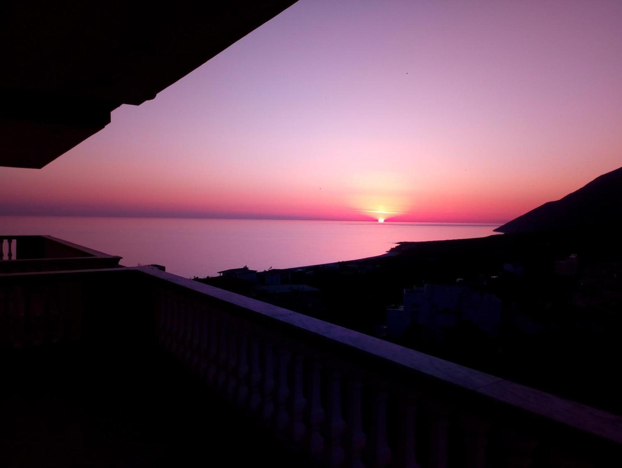 Spartila Apartments Dhërmi Dış mekan fotoğraf